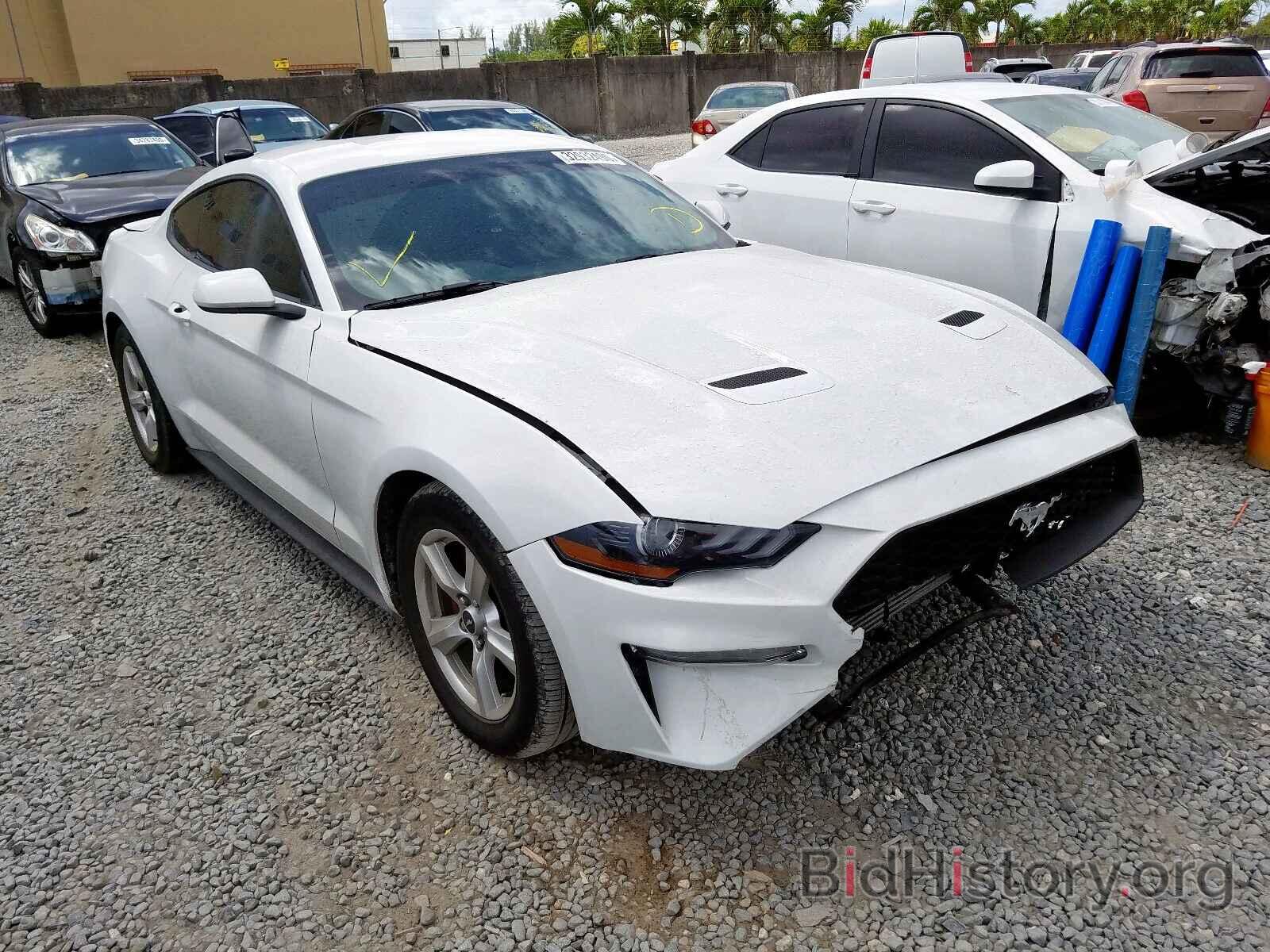 Photo 1FA6P8TH8K5116922 - FORD MUSTANG 2019