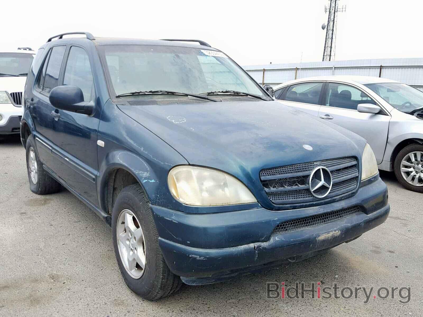 Photo 4JGAB54E7XA107709 - MERCEDES-BENZ ML 320 1999