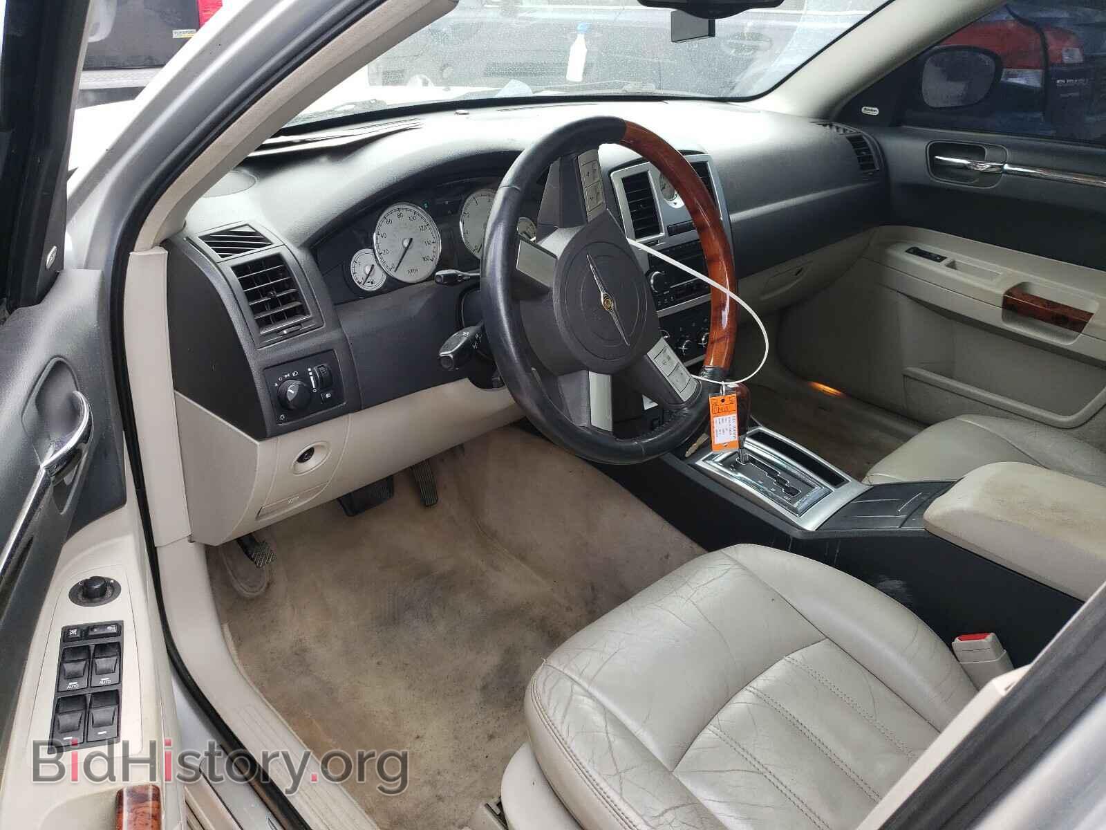 2006 CHRYSLER 300 - VIN: 2C3KA63H96H108622 - Фото 9