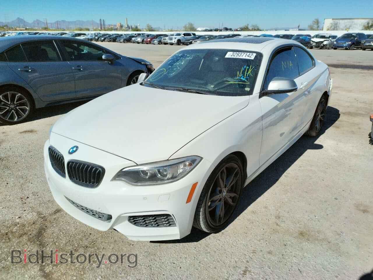 2015 BMW M2 - VIN: WBA1J9C55FVX98937 - Фото 2