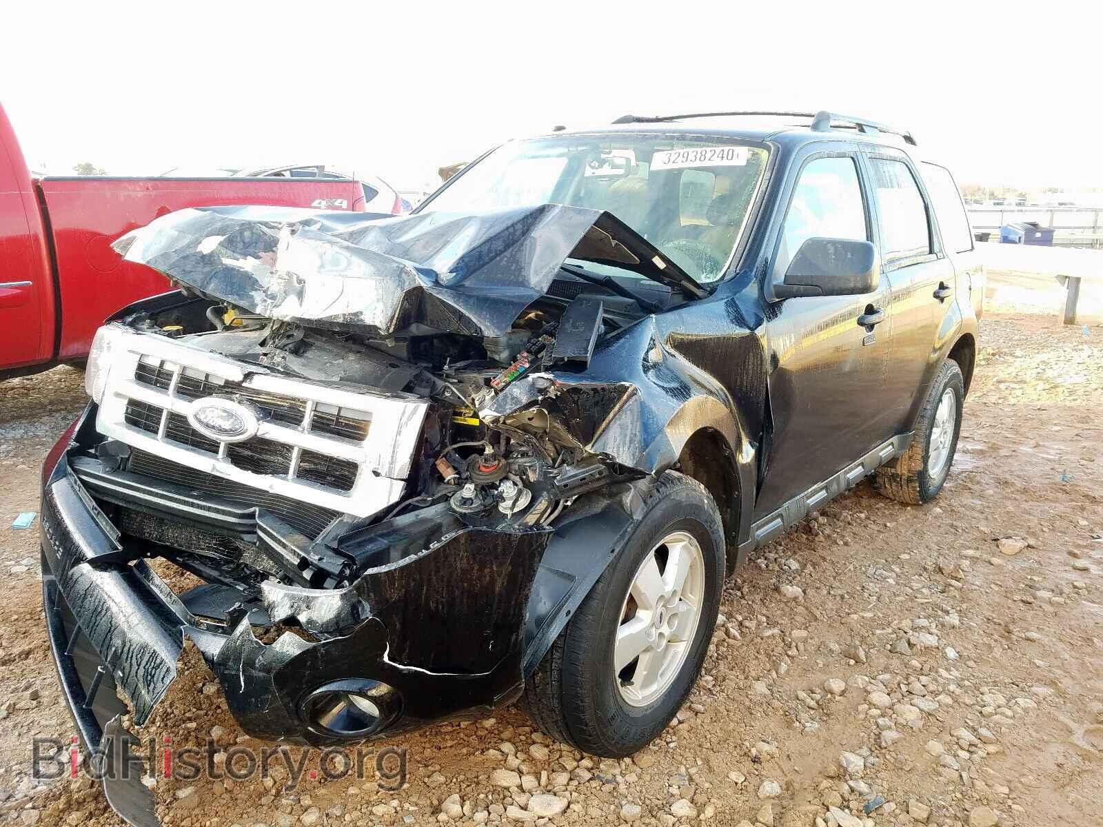 2009 FORD ESCAPE - VIN: 1FMCU03G49KB79313 - Фото 2