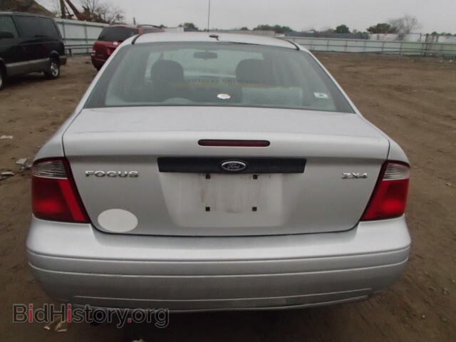 2005 FORD FOCUS - VIN: 1FAFP34N35W144472 - Фото 10