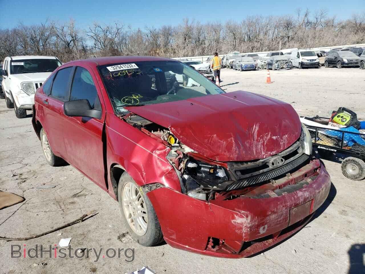 Photo 1FAHP3FN4BW100935 - FORD FOCUS 2011