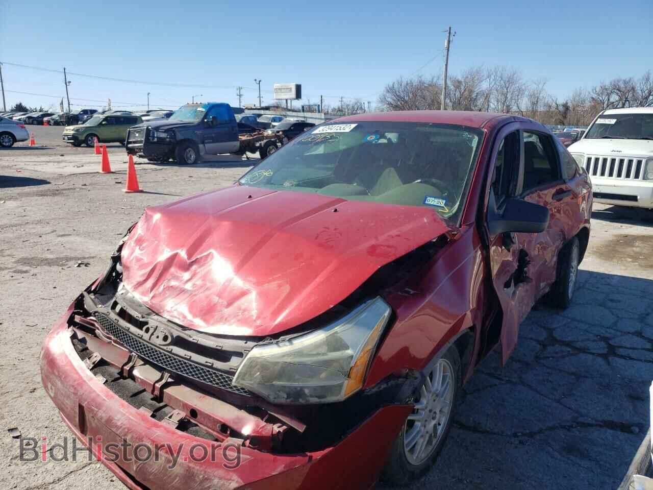 2011 FORD FOCUS - VIN: 1FAHP3FN4BW100935 - Фото 2