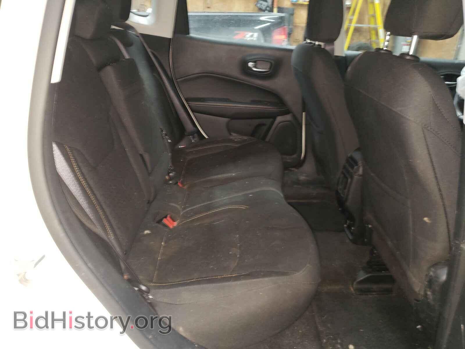 2019 JEEP COMPASS - VIN: 3C4NJDAB4KT849175 - Фото 6