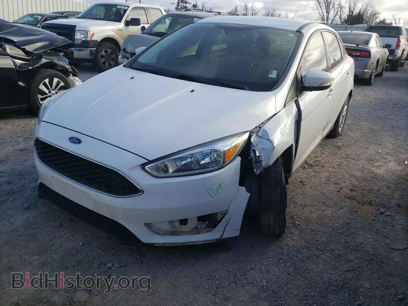 2017 FORD FOCUS - VIN: 1FADP3F23HL229652 - Фото 2