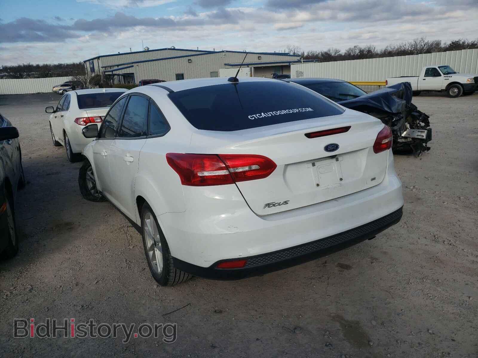 2017 FORD FOCUS - VIN: 1FADP3F23HL229652 - Фото 3