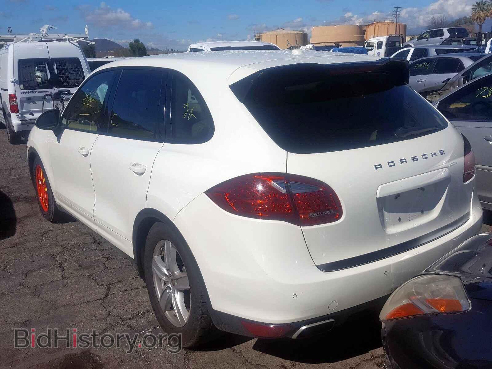 2011 PORSCHE CAYENNE - VIN: WP1AB2A26BLA45258 - Photo 3