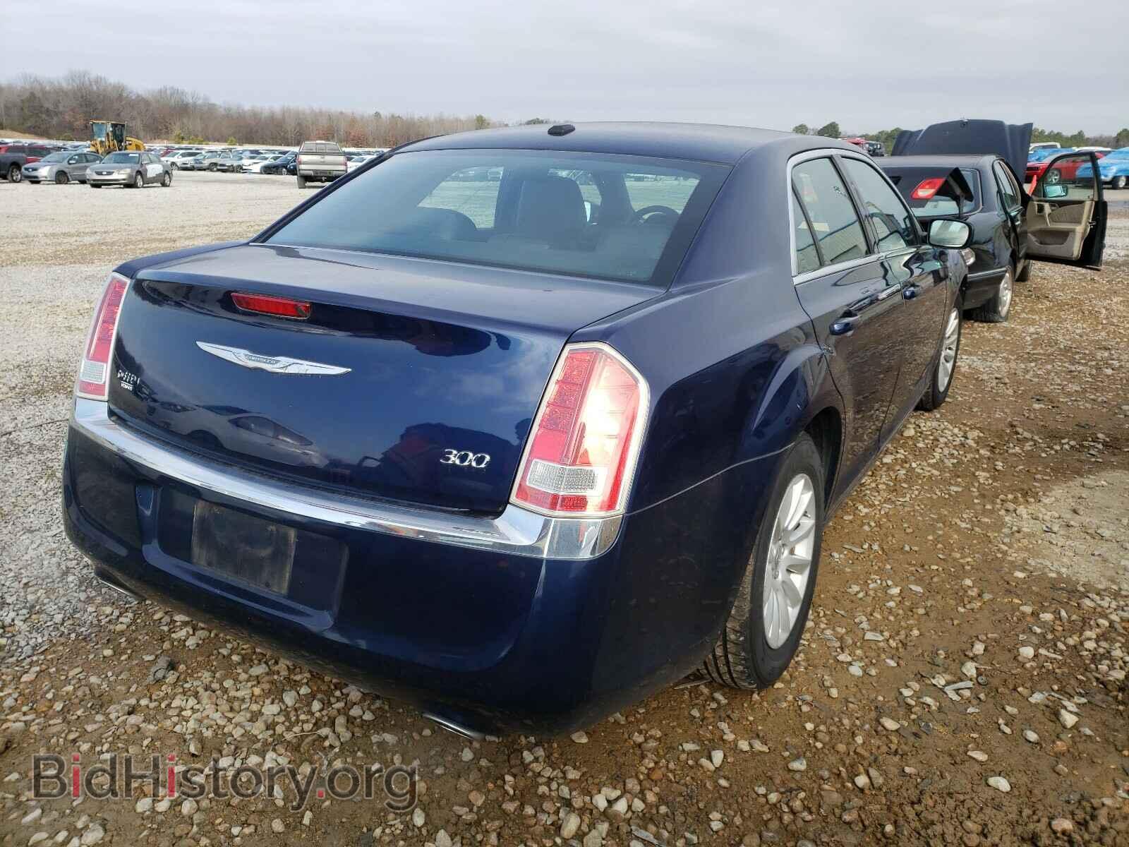 2013 CHRYSLER 300 - VIN: 2C3CCAAG3DH658570 - Фото 4
