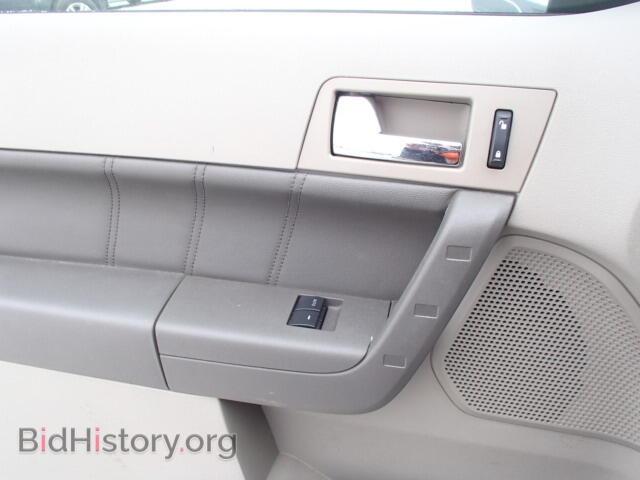 2010 FORD FOCUS - VIN: 1FAHP3DN5AW123044 - Фото 10