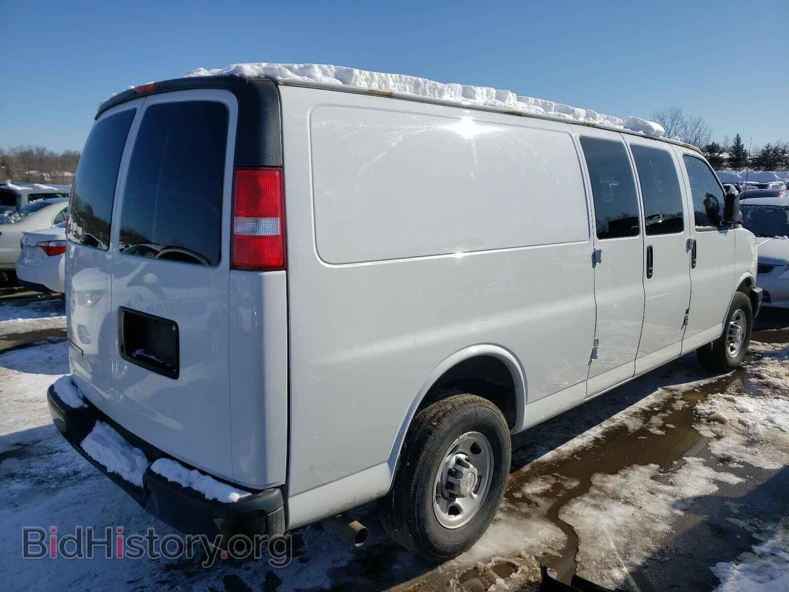 2017 CHEVROLET EXPRESS - VIN: 1GCZGHFG9H1127728 - Фото 4