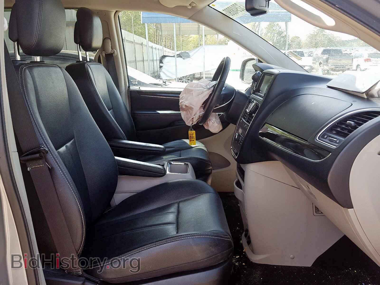 2013 CHRYSLER TOWN & COU - VIN: 2C4RC1BG5DR690466 - Фото 5