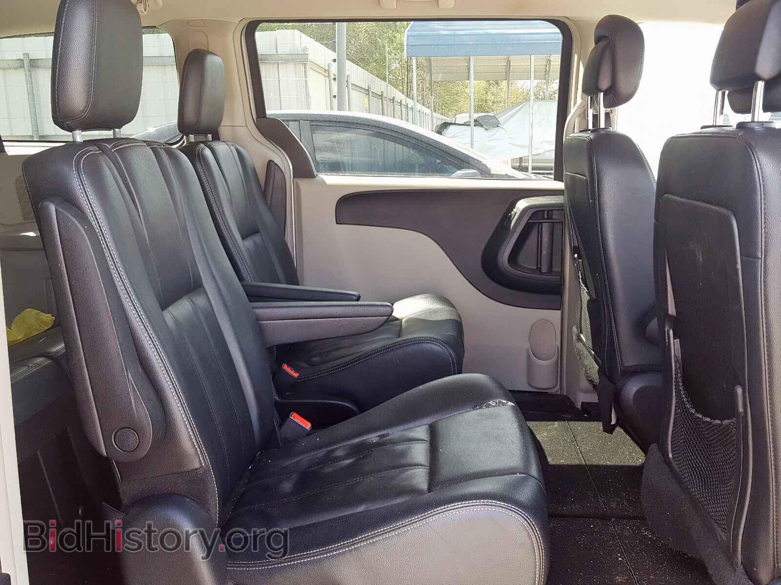 2013 CHRYSLER TOWN & COU - VIN: 2C4RC1BG5DR690466 - Фото 6