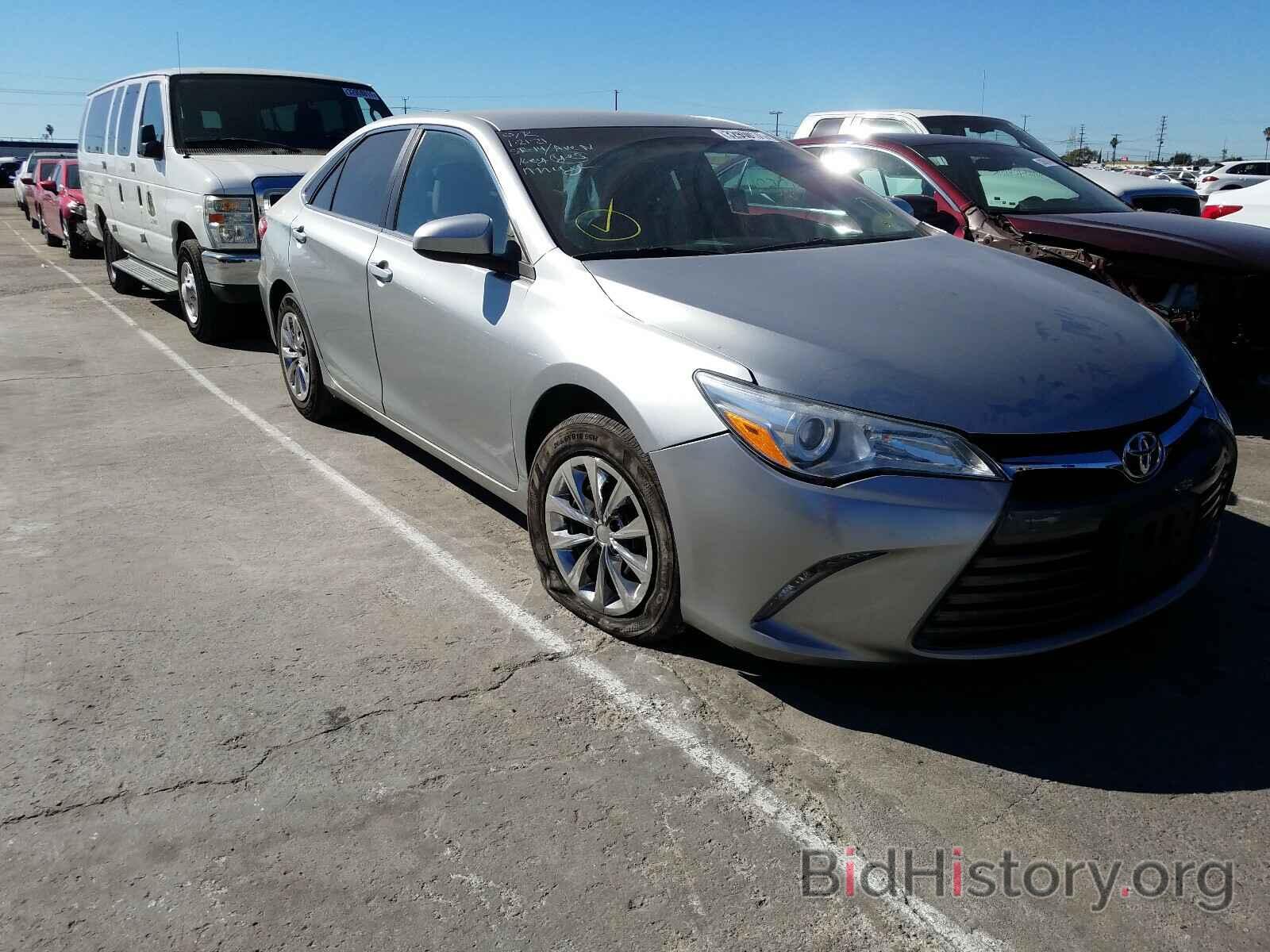 Photo 4T4BF1FK4GR553082 - TOYOTA CAMRY 2016