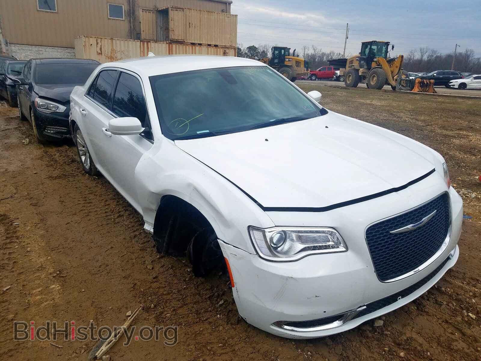 Фотография 2C3CCAAG4JH177044 - CHRYSLER 300 2018
