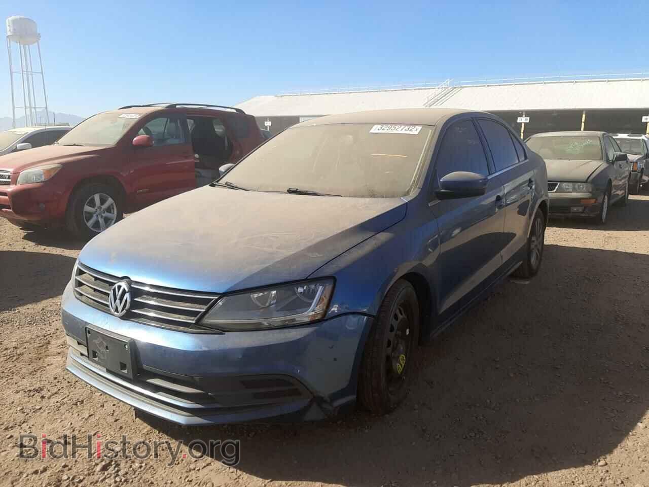 2017 VOLKSWAGEN JETTA - VIN: 3VW2B7AJ3HM346021 - Photo 2