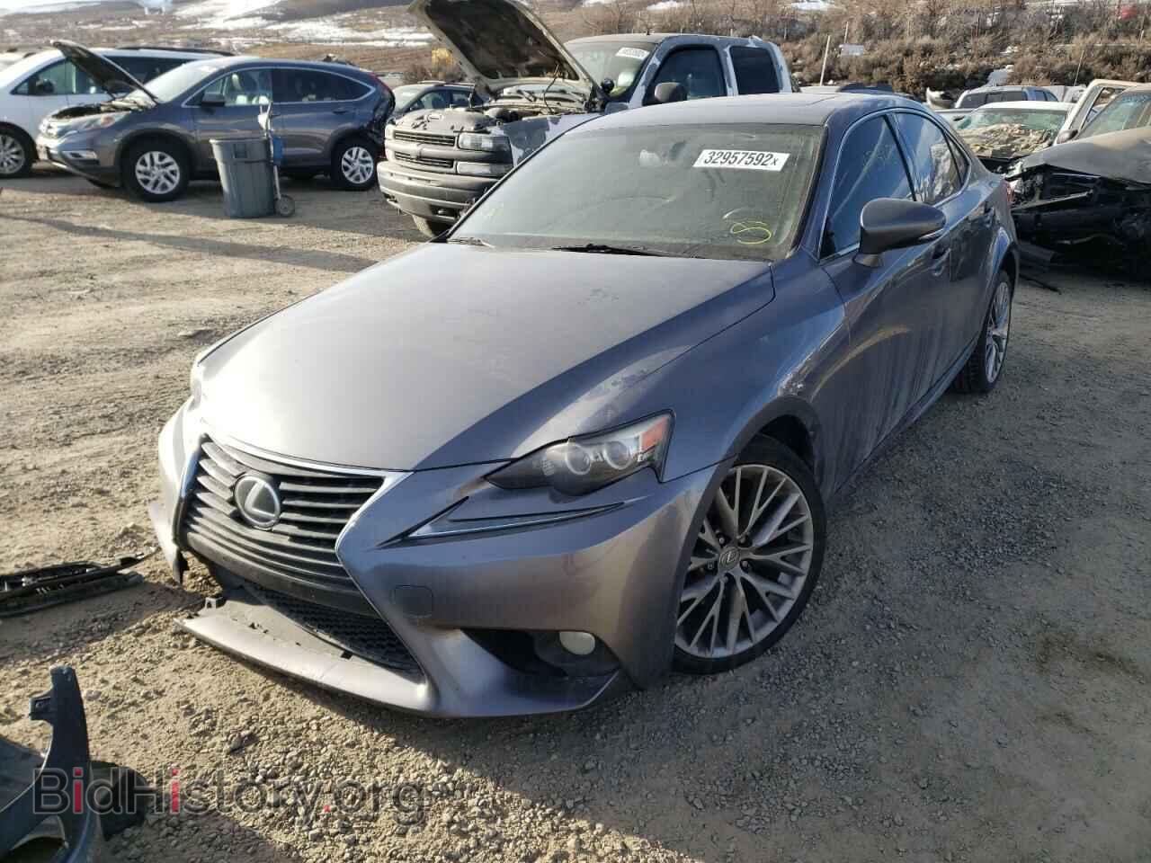 2014 LEXUS IS - VIN: JTHCF1D28E5002701 - Фото 2