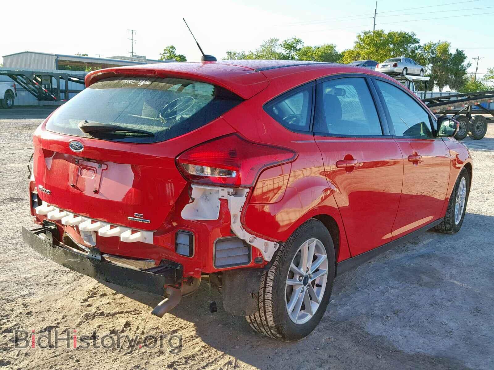 2016 FORD FOCUS SE - VIN: 1FADP3K22GL323882 - Фото 4