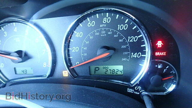 2011 TOYOTA COROLLA - VIN: 2T1BU4EE8BC742082 - Фото 8