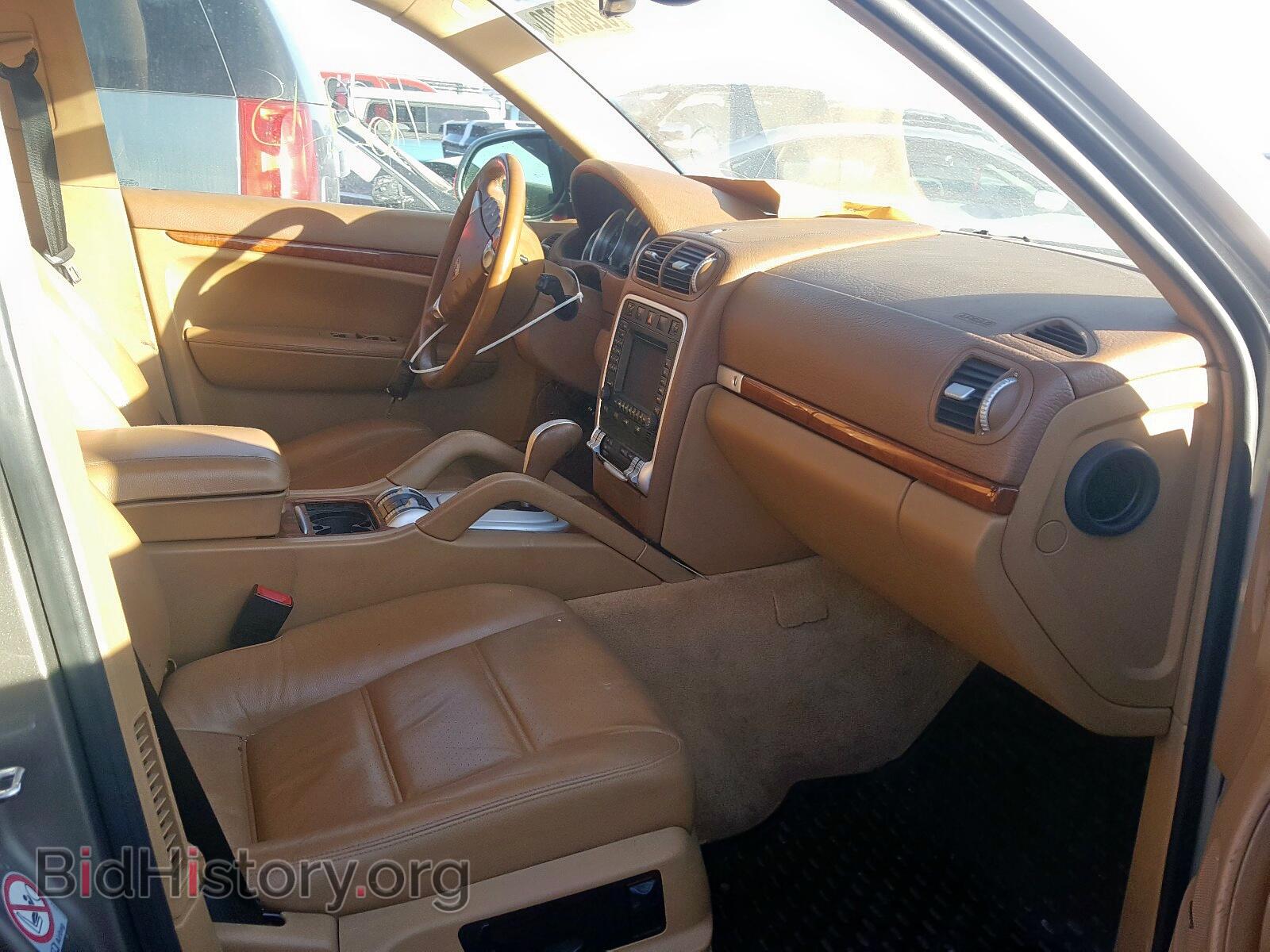 2004 PORSCHE CAYENNE - VIN: WP1AB29P64LA64167 - Фото 5