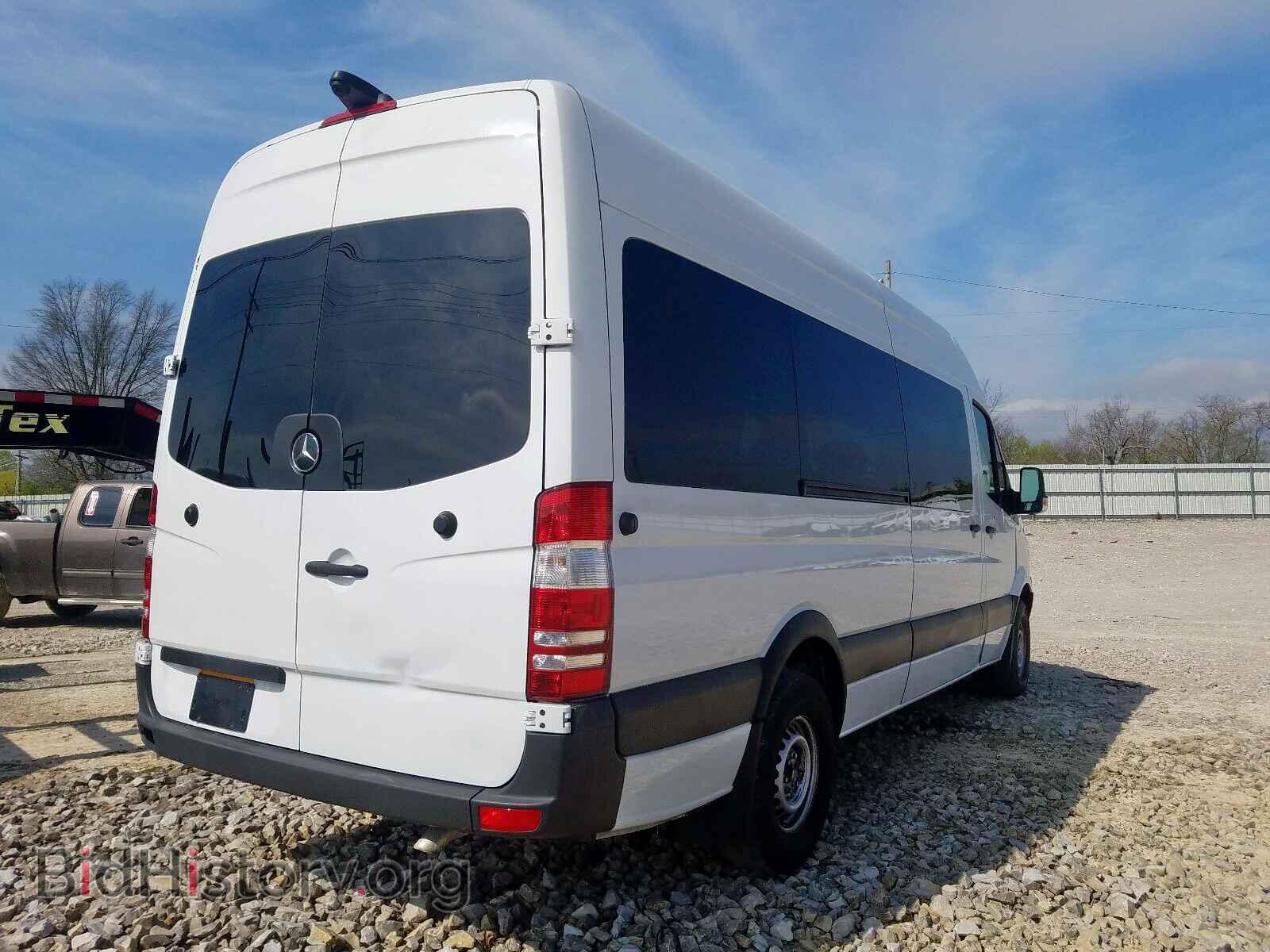 2017 MERCEDES-BENZ SPRINTER - VIN: WDZPE8CD8HP565953 - Фото 4