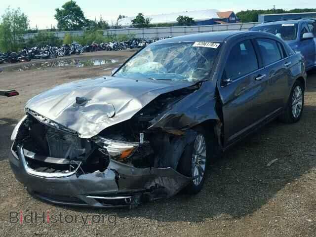 2013 CHRYSLER 200 - VIN: 1C3CCBCG4DN570993 - Фото 2