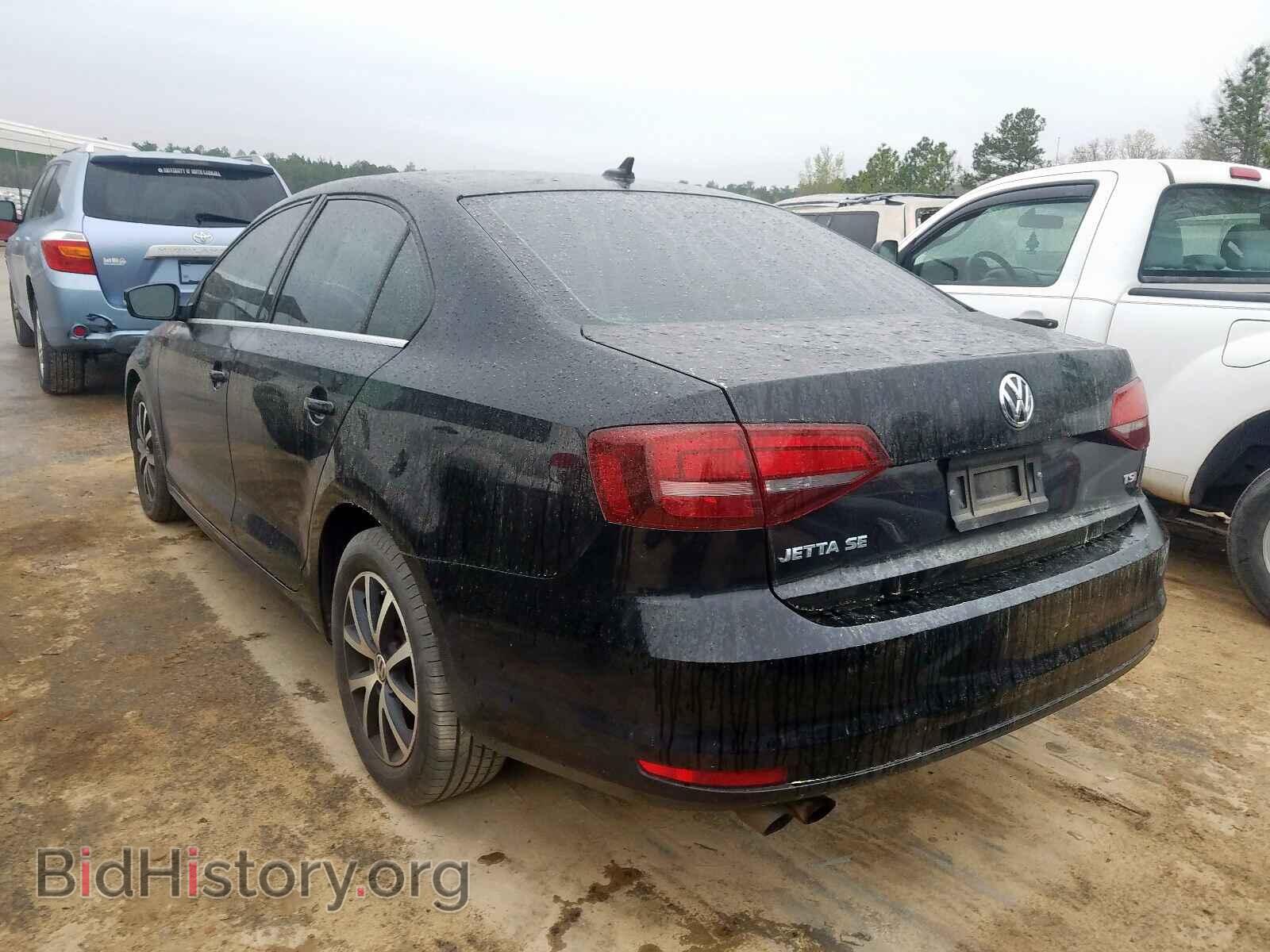 2017 VOLKSWAGEN JETTA - VIN: 3VWDB7AJ1HM323491 - Фото 3