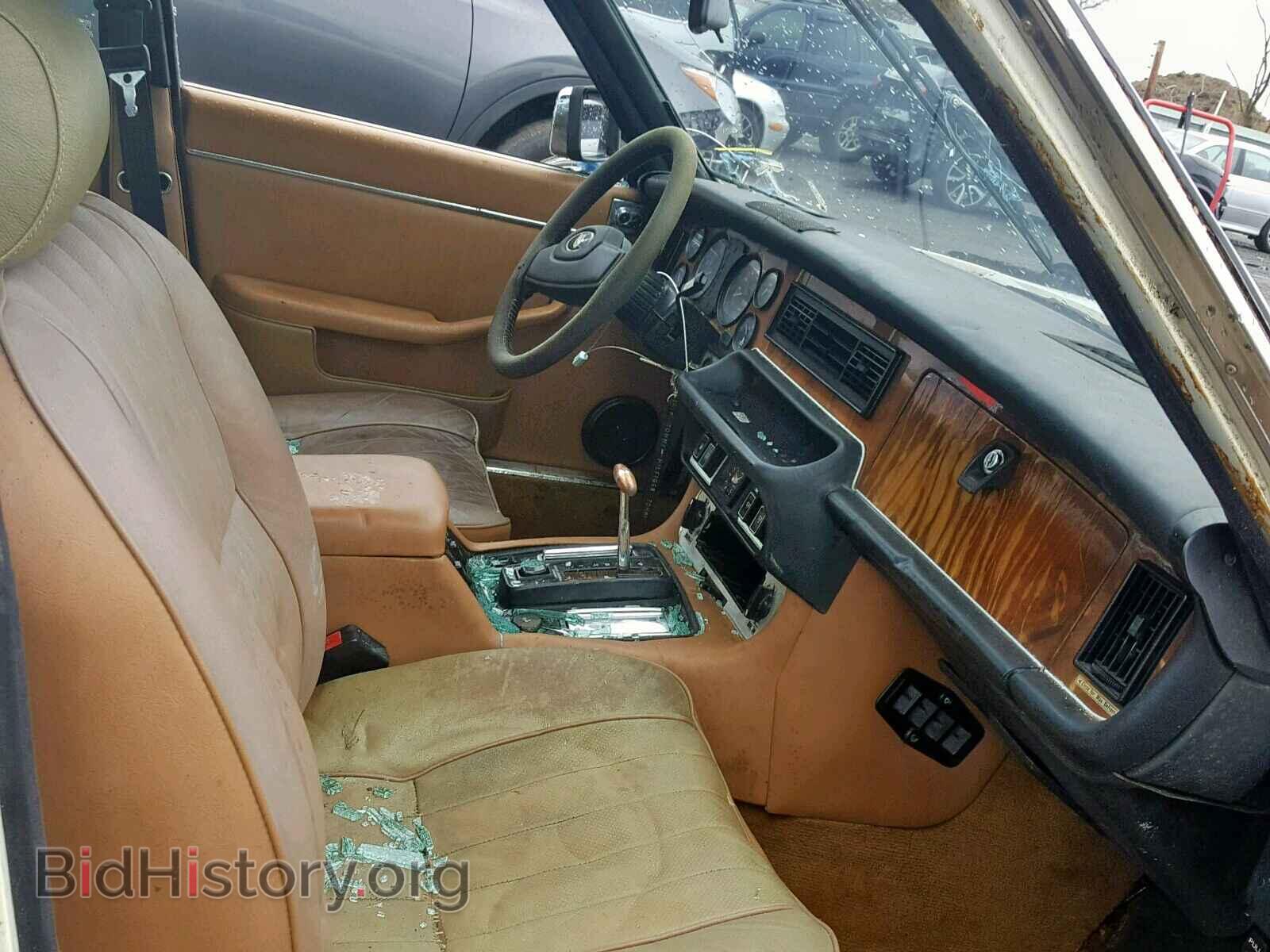 1981 JAGUAR XJ6 - VIN: SAJAV1345BC325885 - Фото 5