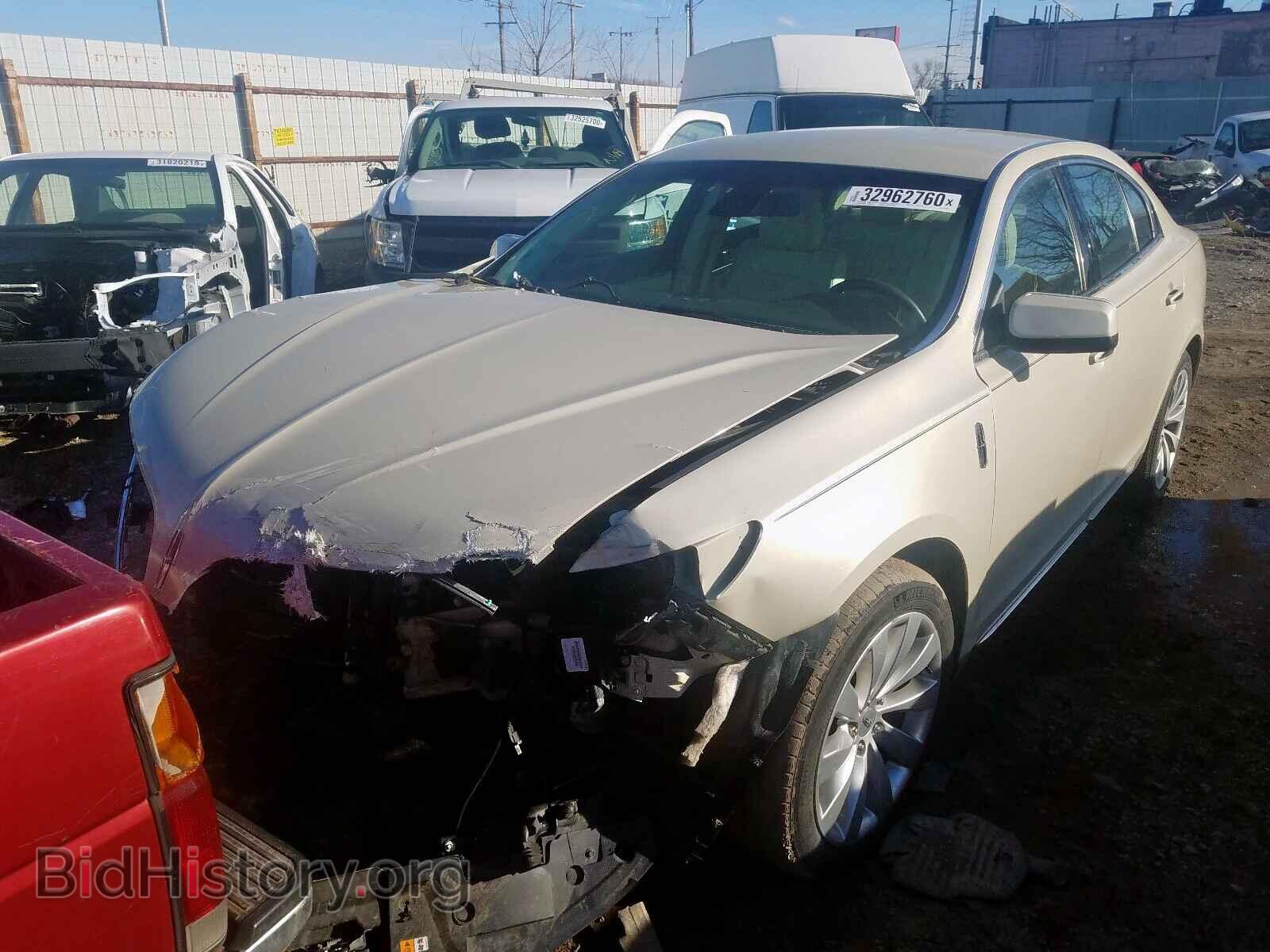 2014 LINCOLN MKS - VIN: 1LNHL9EK8EG606004 - Фото 2