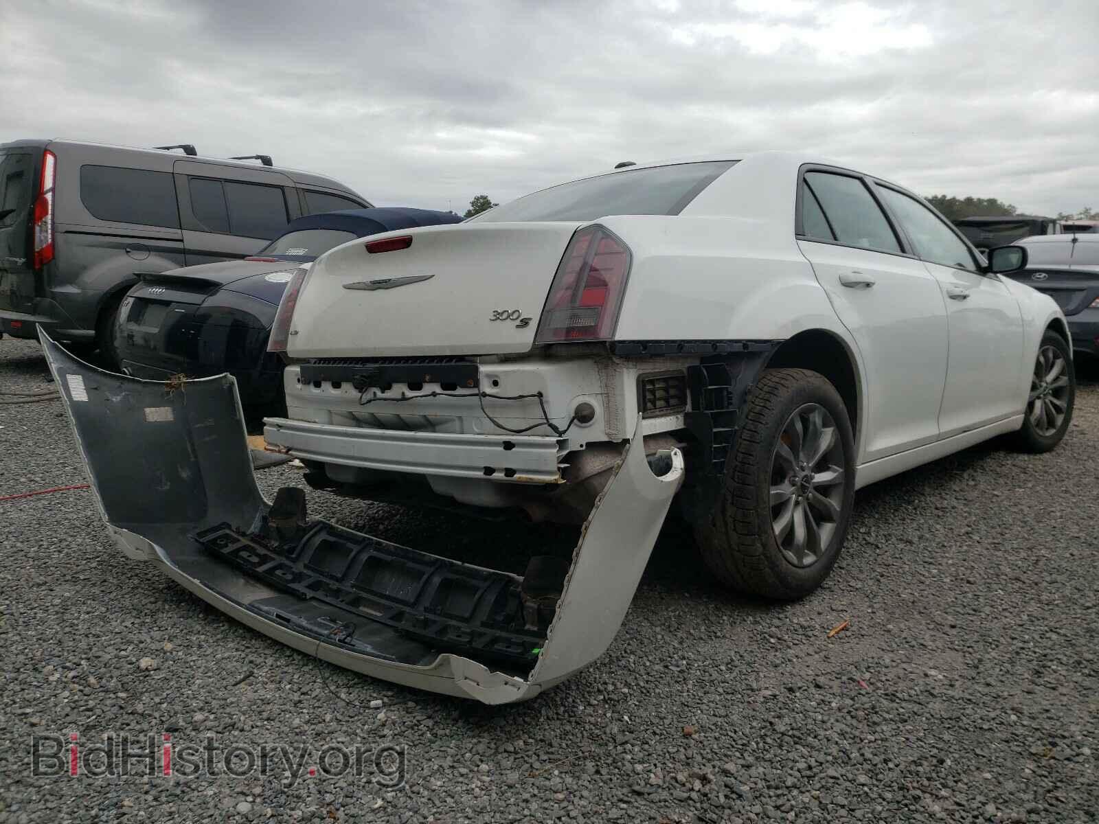 2014 CHRYSLER 300 - VIN: 2C3CCAGG1EH297798 - Фото 4