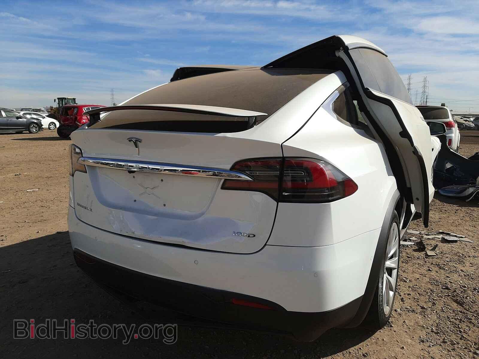 2017 TESLA MODEL X - VIN: 5YJXCDE21HF075469 - Photo 4