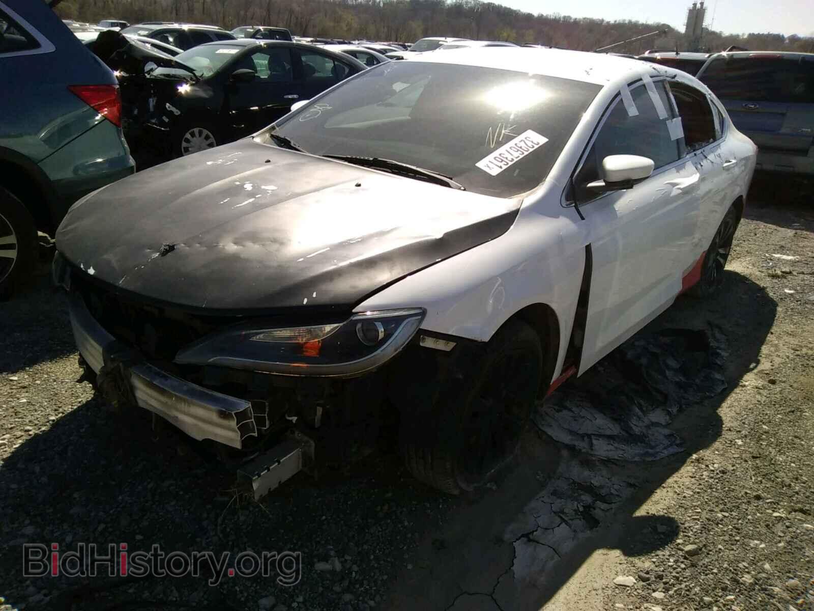 2015 CHRYSLER 200 - VIN: 1C3CCCAB4FN573635 - Фото 2
