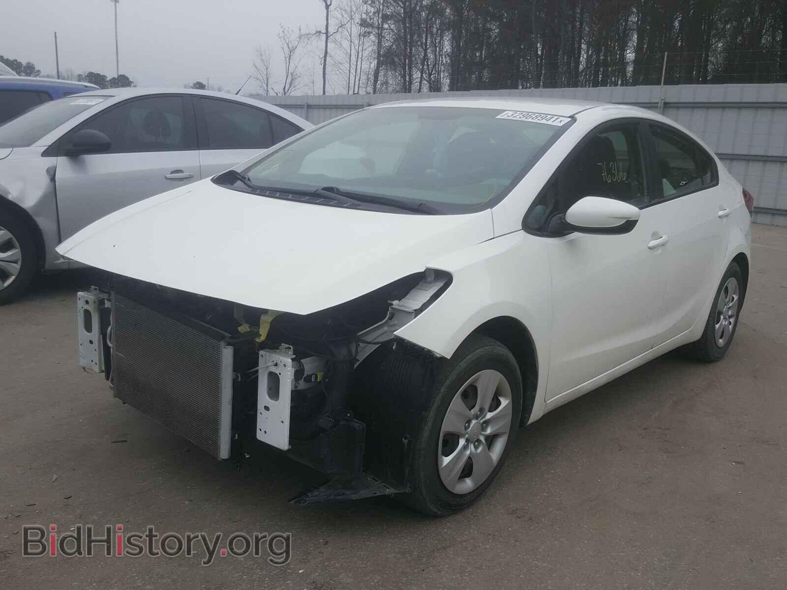 2017 KIA FORTE - VIN: 3KPFK4A78HE081047 - Photo 2