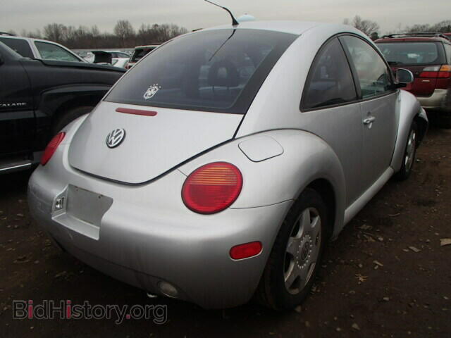 2000 VOLKSWAGEN BEETLE - VIN: 3VWCC21C5YM486593 - Фото 4