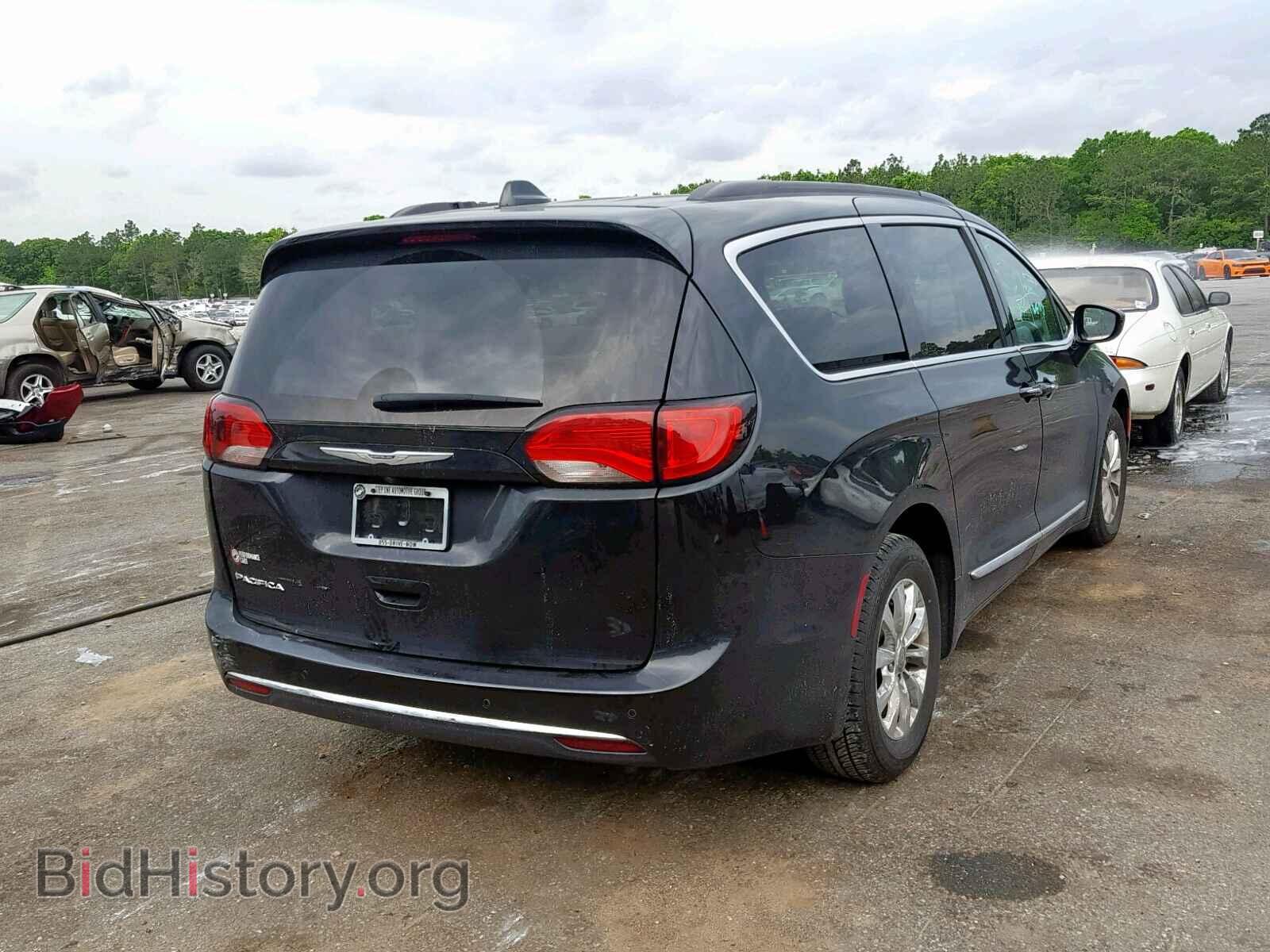 2017 CHRYSLER PACIFICA T - VIN: 2C4RC1BGXHR613324 - Photo 4