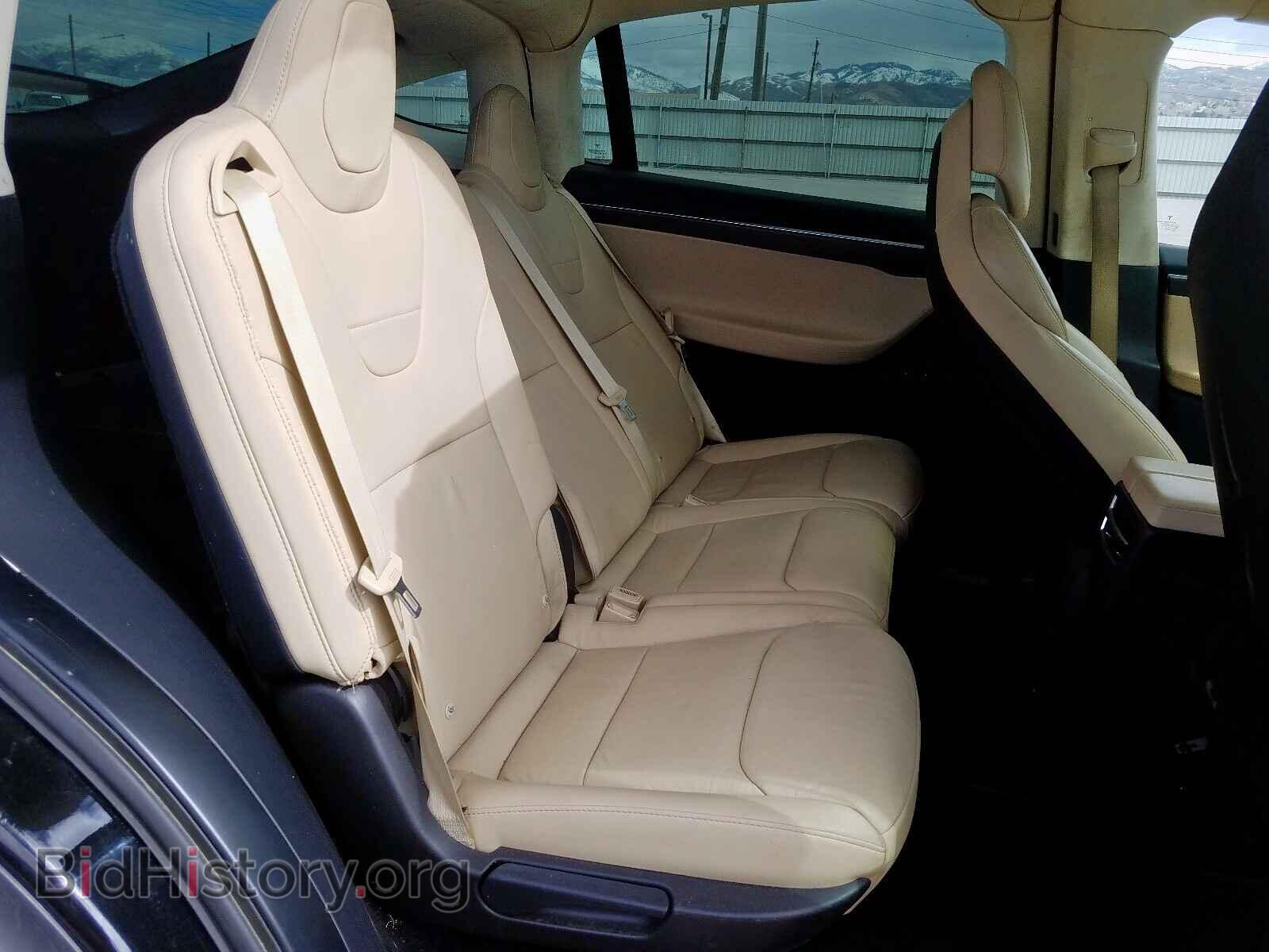 2017 TESLA MODEL X - VIN: 5YJXCDE28HF056823 - Photo 6