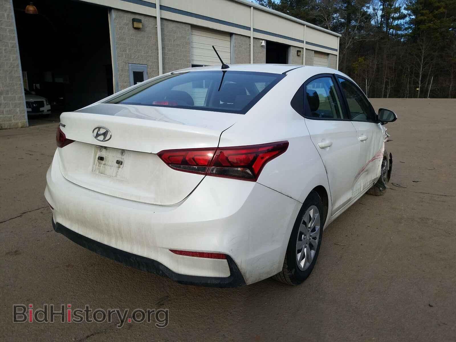 2018 HYUNDAI ACCENT - VIN: 3KPC24A35JE025850 - Фото 4