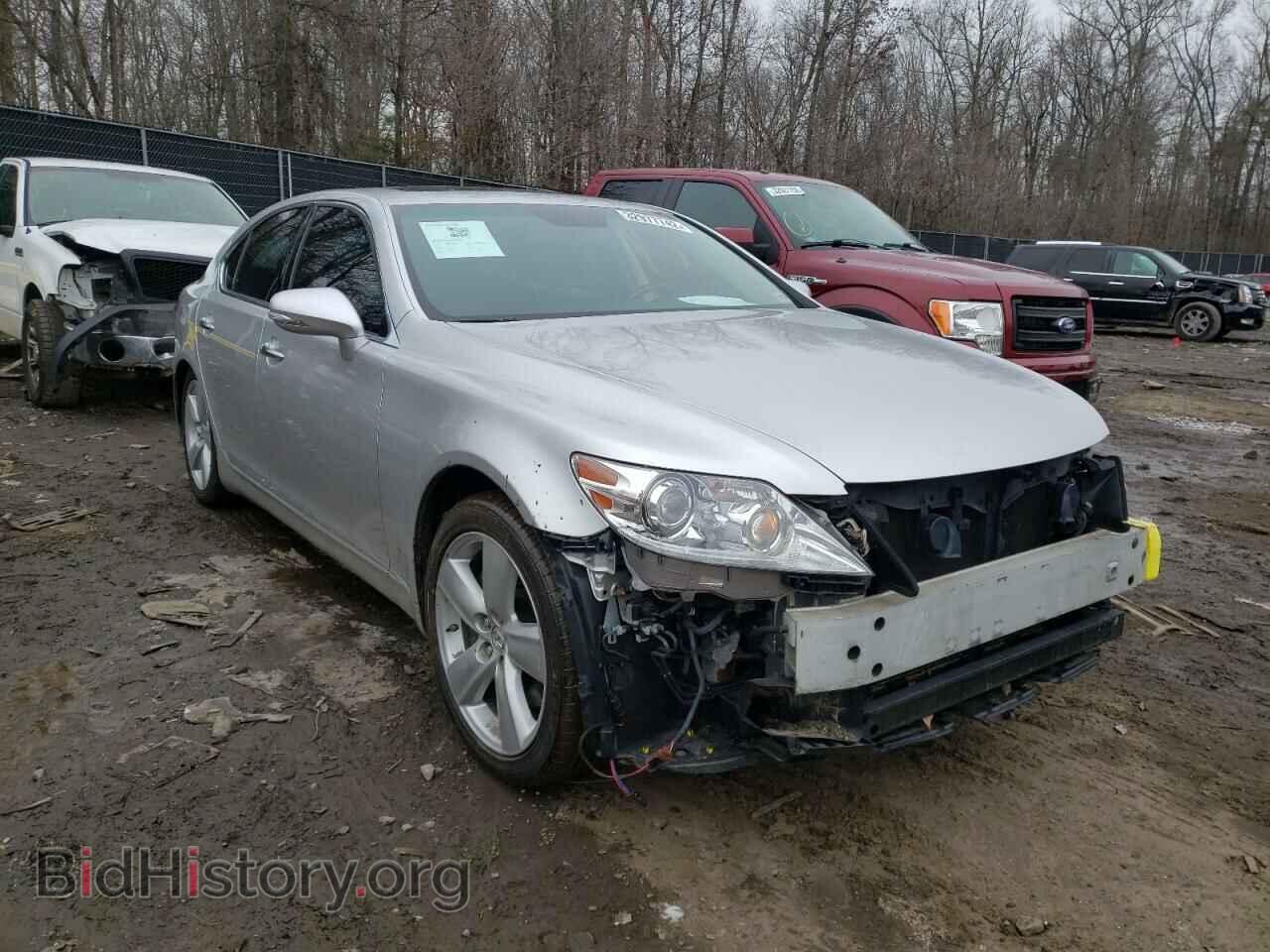 Photo JTHCL5EF0A5007841 - LEXUS LS460 2010