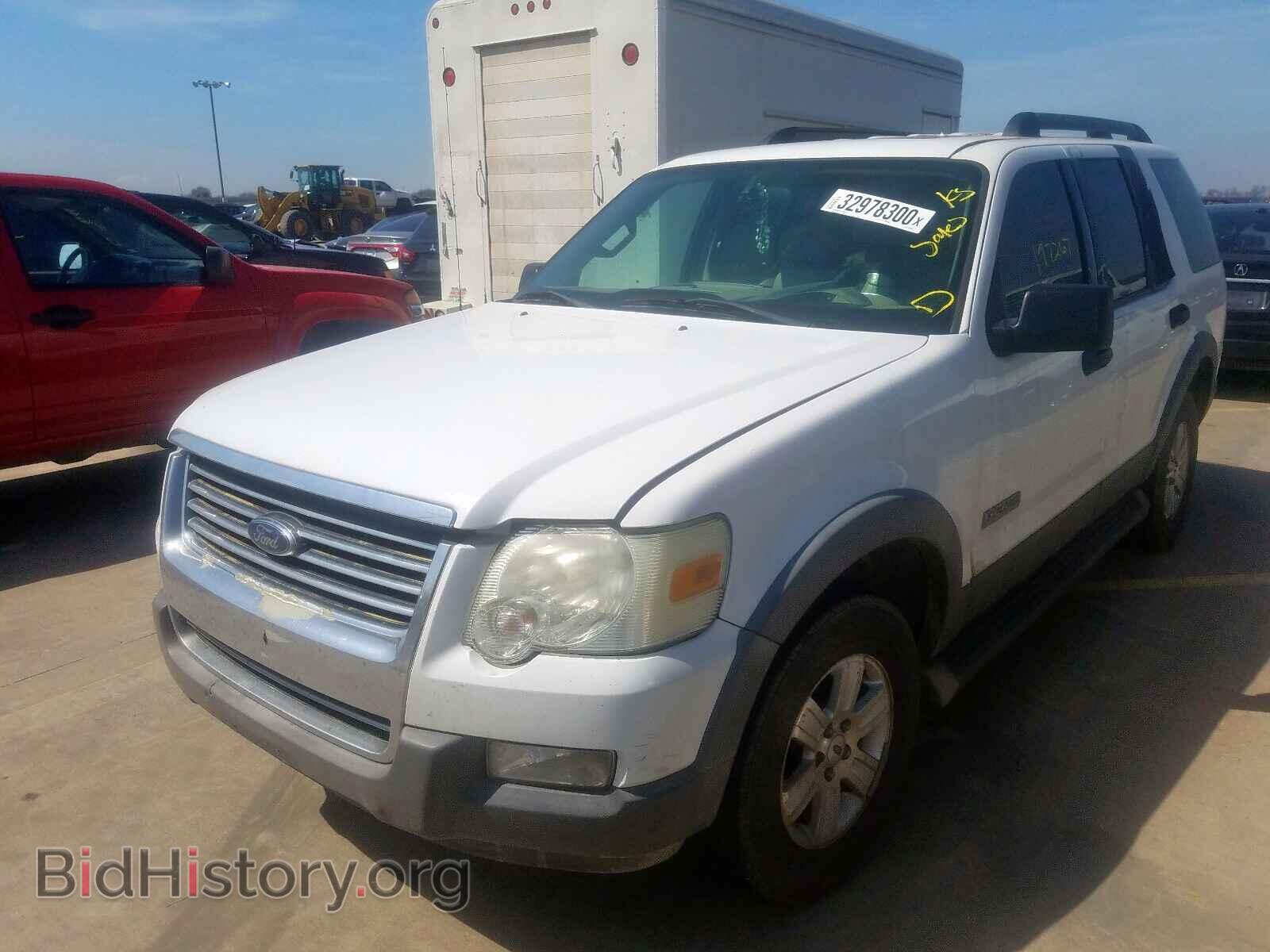 2006 FORD EXPLORER - VIN: 1FMEU73E86UB05828 - Photo 2