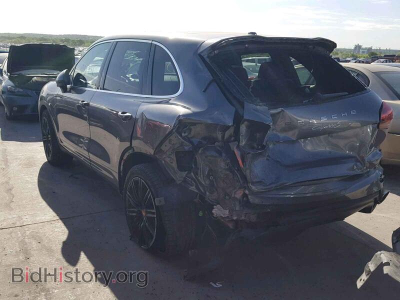 2016 Porsche CAYENNE (VIN WP1AA2A27GKA08882) — фото 3 из 10
