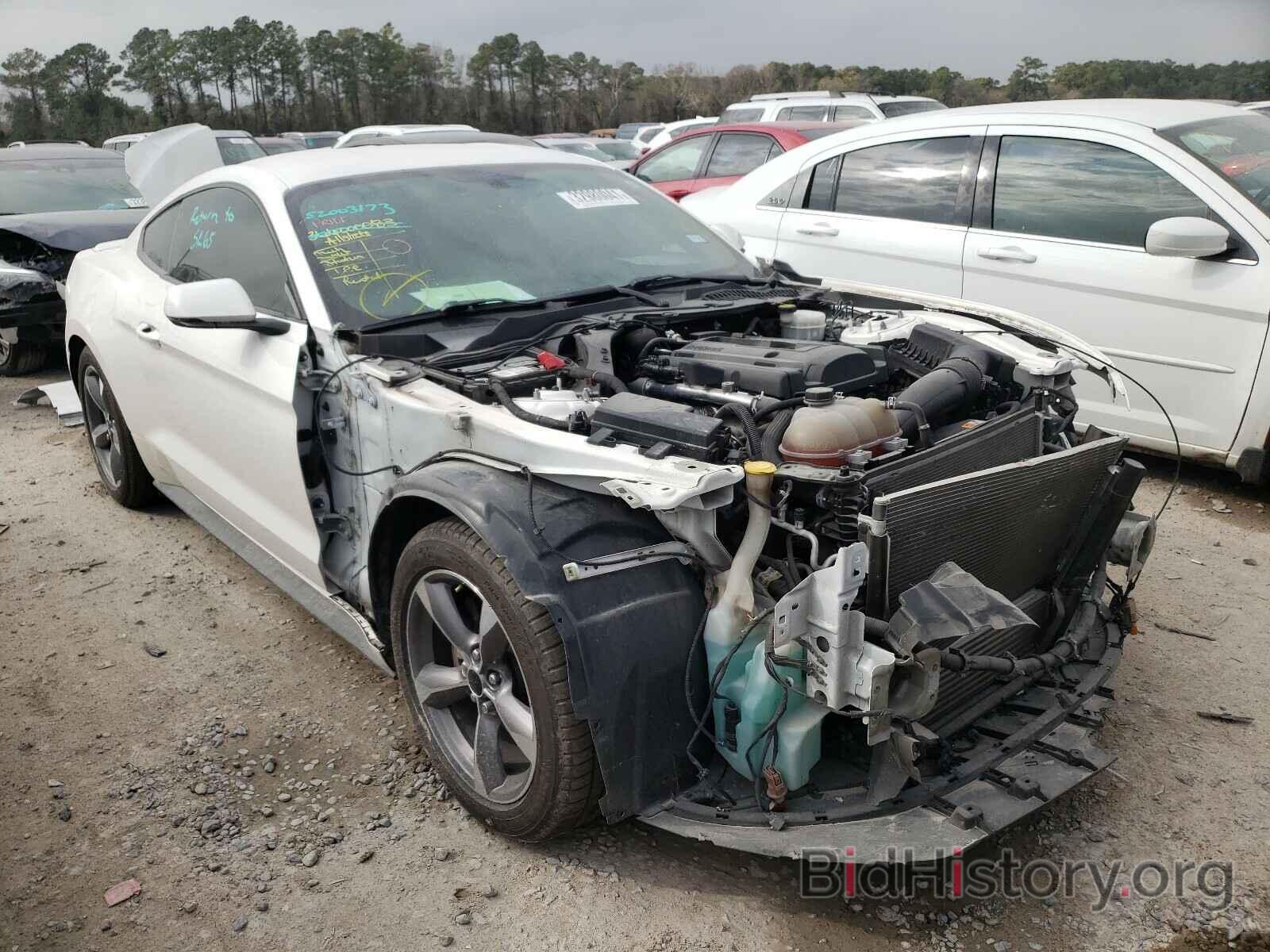 Photo 1FA6P8TH4H5335823 - FORD MUSTANG 2017
