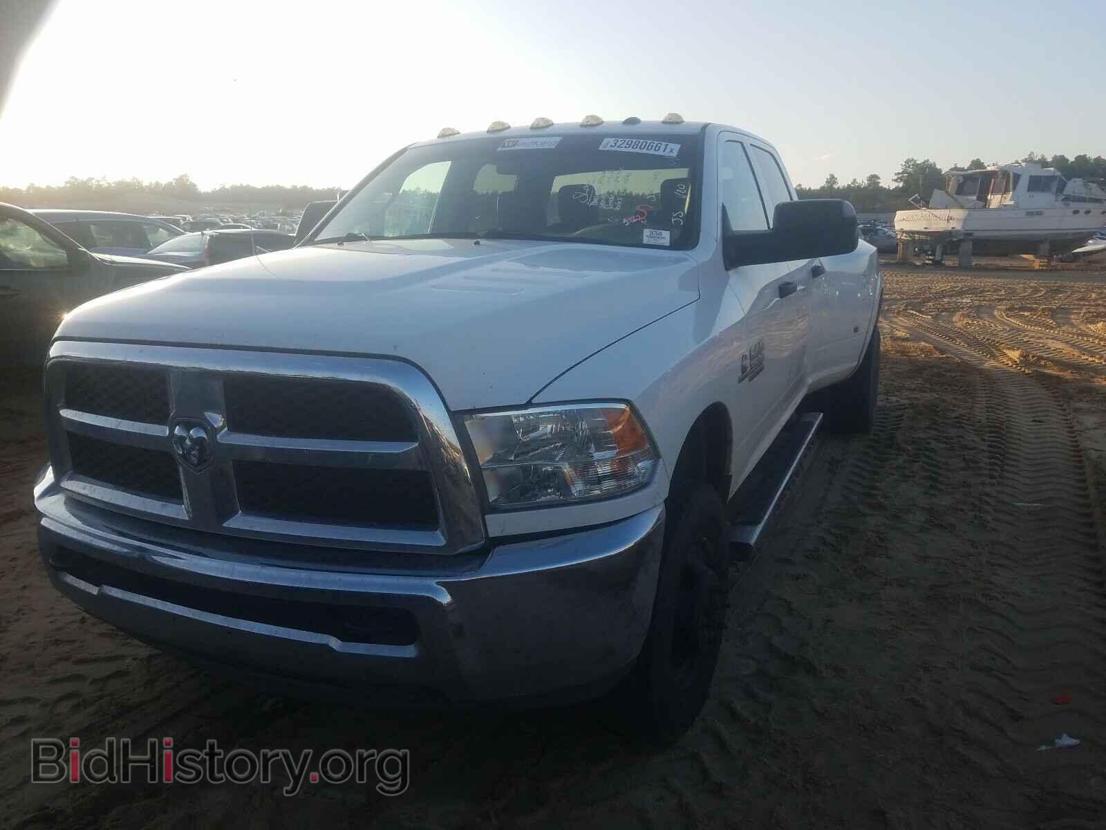 2017 RAM 3500 - VIN: 3C63RRGL3HG597201 - Фото 2