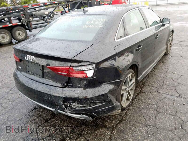 2018 Audi A3 (VIN WAUGUGFF9J1069155) — фото 4 из 10