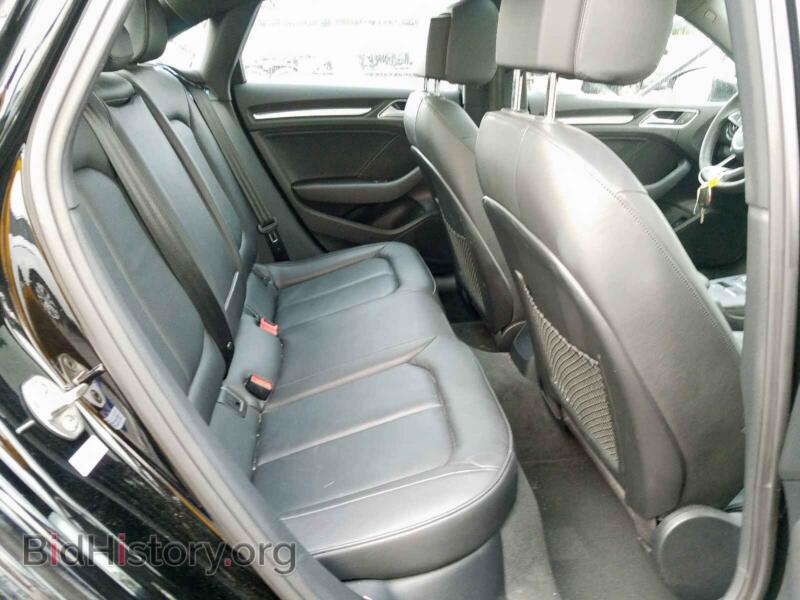 2018 Audi A3 (VIN WAUGUGFF9J1069155) — фото 6 из 10