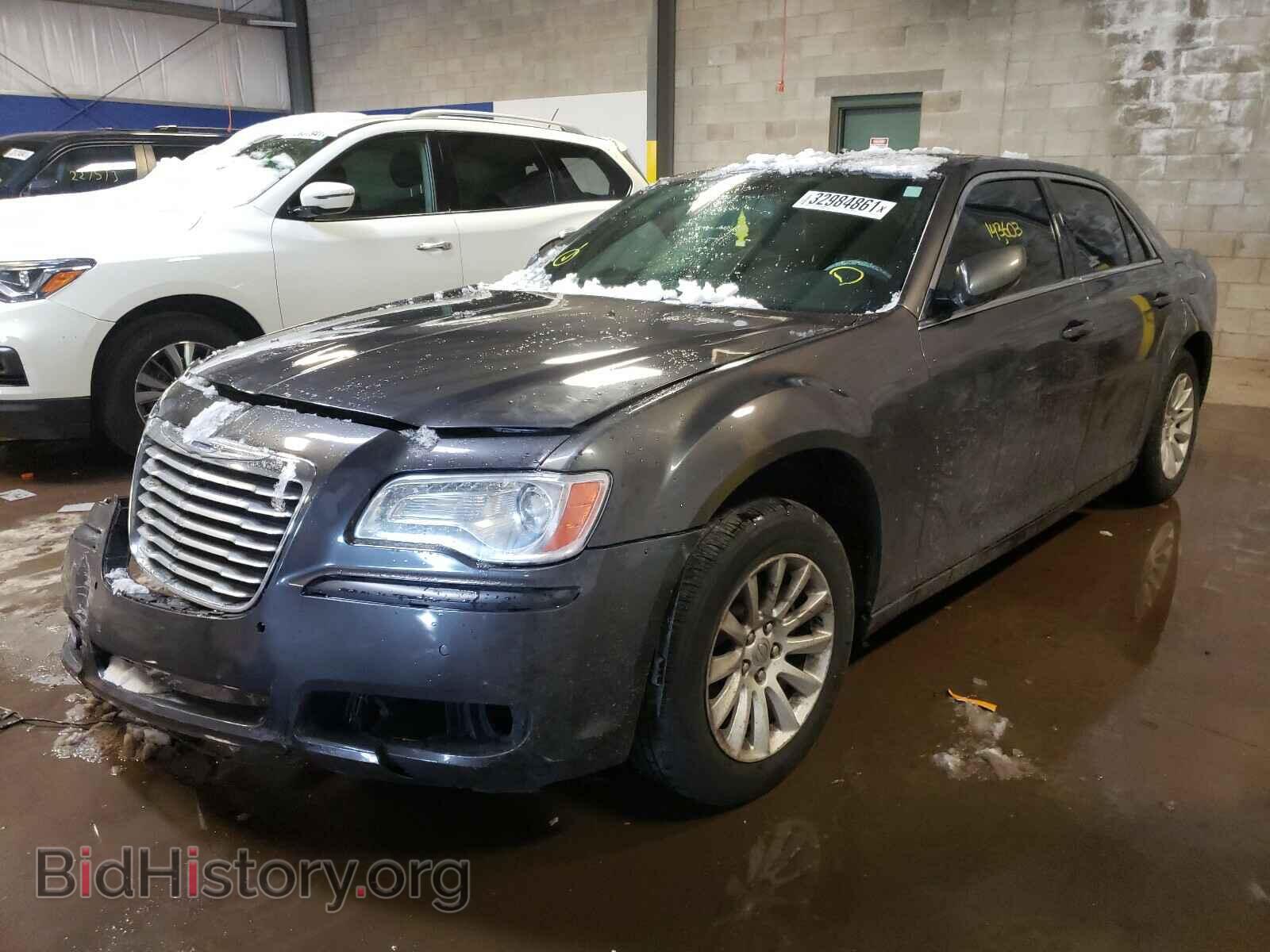 2014 CHRYSLER 300 - VIN: 2C3CCAAG7EH263678 - Фото 2