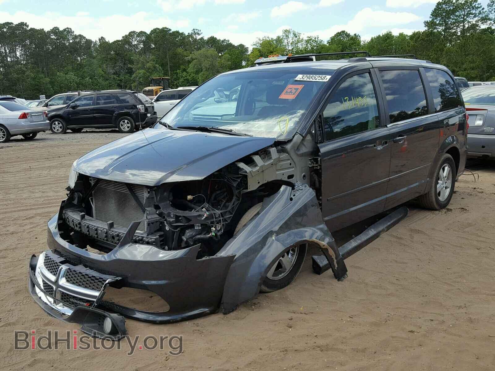 2011 DODGE CARAVAN - VIN: 2D4RN5DGXBR751583 - Photo 2