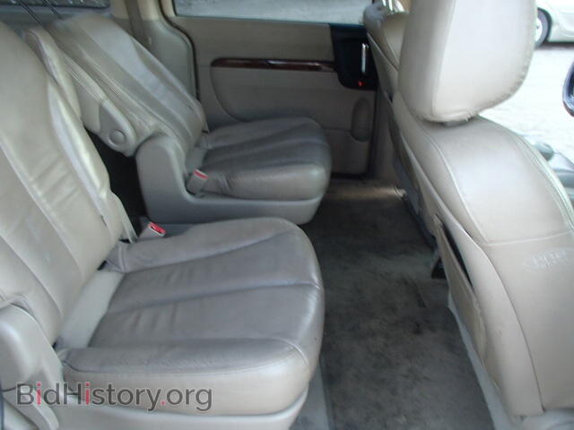 2007 HYUNDAI ENTOURAGE - VIN: KNDMC233576039376 - Фото 6