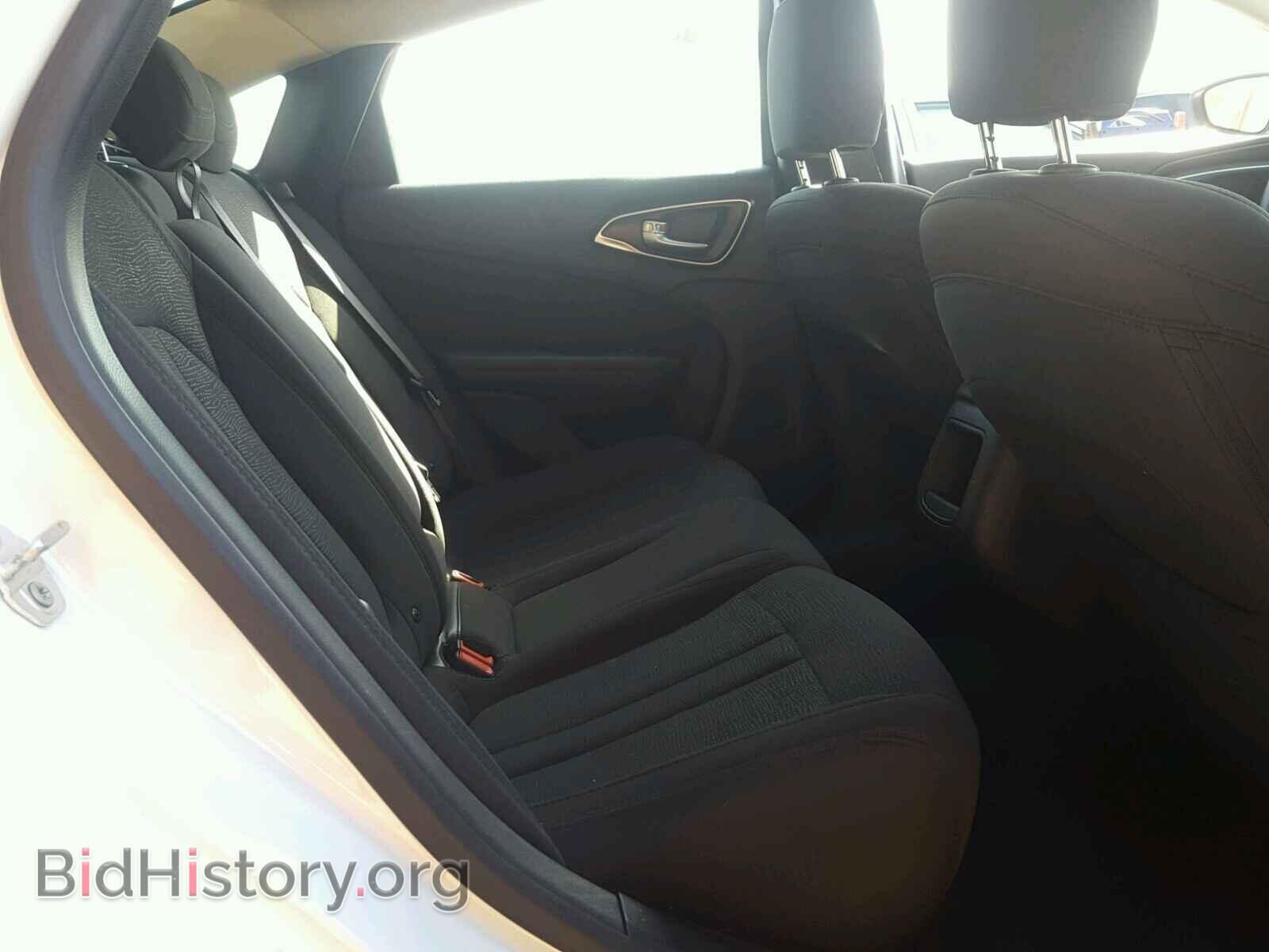 2016 CHRYSLER 200 - VIN: 1C3CCCAB2GN169556 - Фото 6