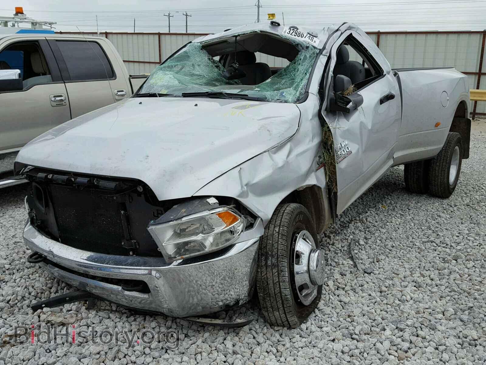 2018 RAM 3500 - VIN: 3C63RRAL2JG149577 - Photo 2