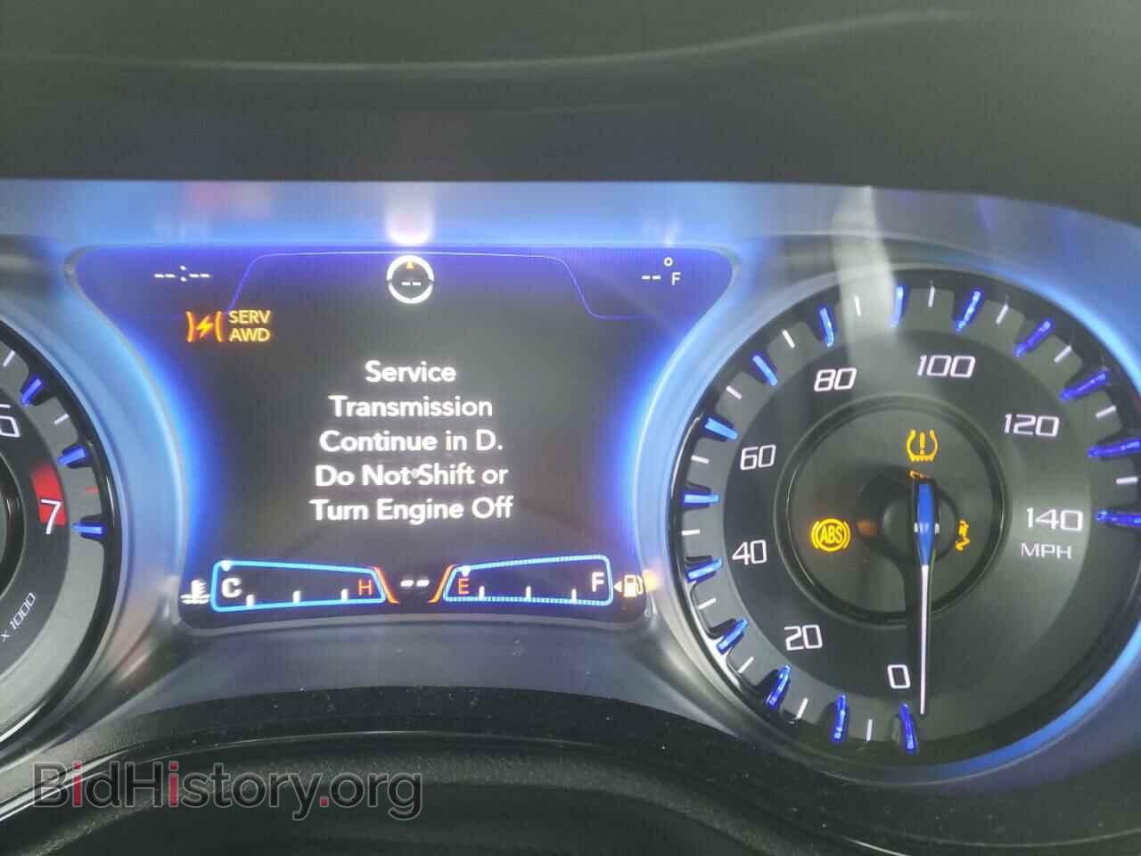 2019 CHRYSLER 300 - VIN: 2C3CCAGG7KH517411 - Фото 8
